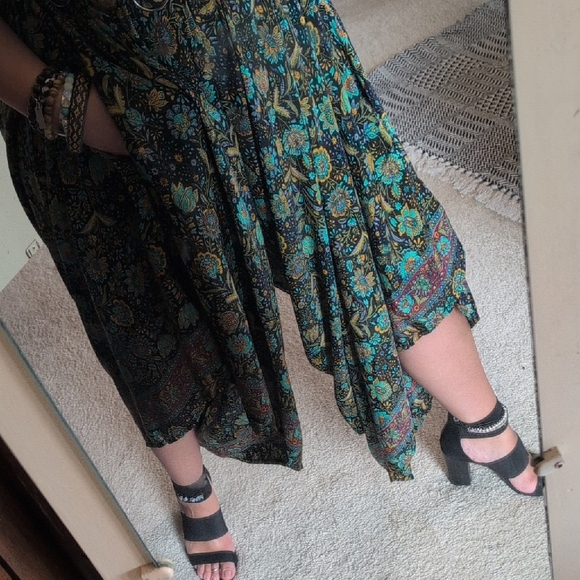 Gardenbelle Floral Jumpsuit - Picture 3 of 13